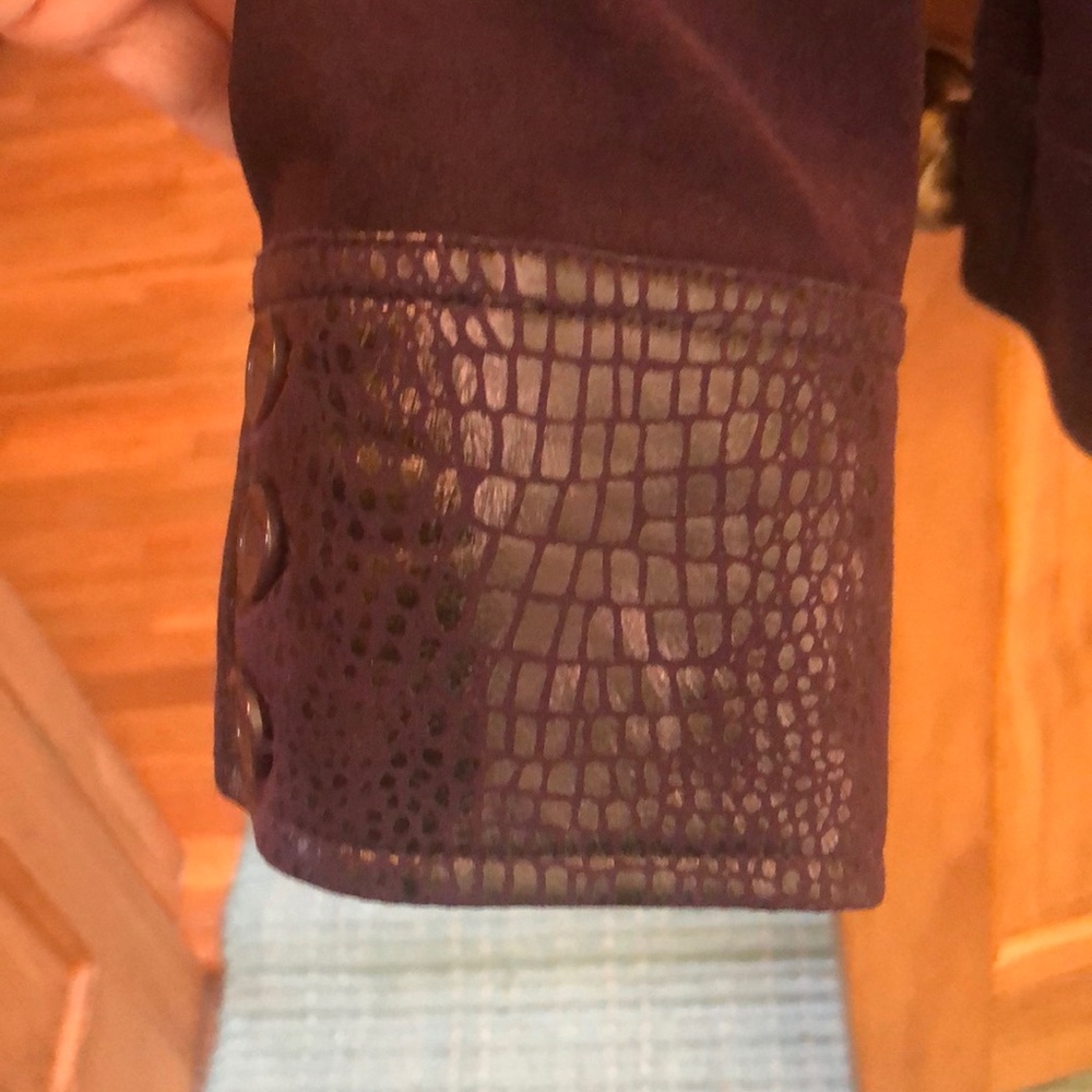 Jacket - Picture 3 of 6